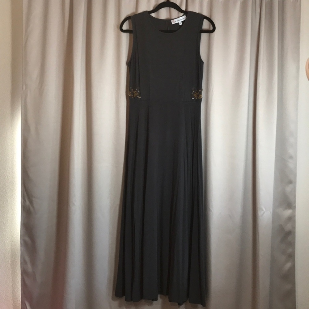 Giuliana Rancic size M Maxi dress